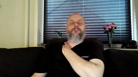 MrLazy online show from 04.16.26