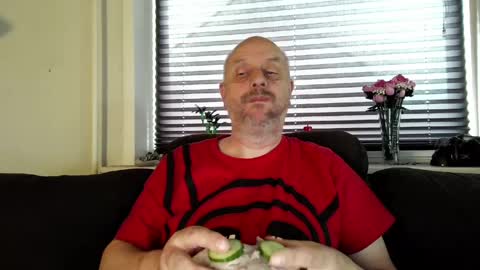 Snapshot of hardmrlazy chatting on 05.26.26 MrLazy online show from 05.26.26