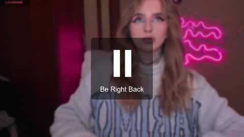 Snapshot of harley_kimm chatting on 03.05.25 Julia online show from 03.05.25