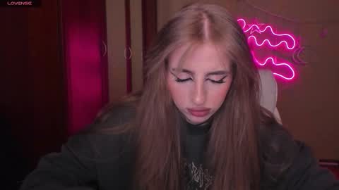 Snapshot of harley_kimm chatting on 03.10.25 Julia online show from 03.10.25