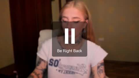 Snapshot of harley_kimm chatting on 10.11.25 Julia online show from 10.11.25