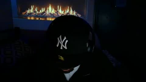 Snapshot of harleyd83018 chatting on 06.01.26 Harley online show from 06.01.26