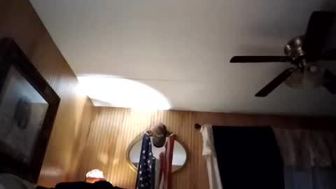 harleyfox2 online show from 11.28.25