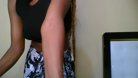 harmlessbitch online show from 10.20.25