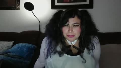 Snapshot of harmony_foxxyn_n chatting on 10.29.25 Harmony Foxxyn n online show from 10.29.25