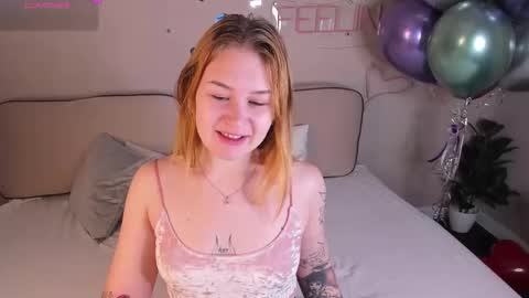 Snapshot of harmony_mills chatting on 09.15.25 Christine online show from 09.15.25