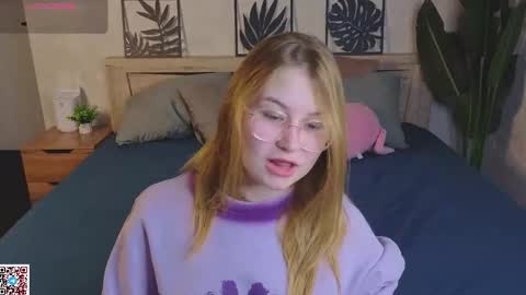 Snapshot of harmony_mills chatting on 09.26.25 Christine online show from 09.26.25