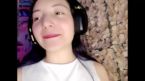 Harmonys World online show from 10.20.25