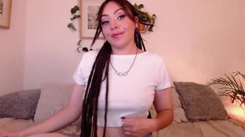 Harmony    Please help me to reach 100 thumbs up online show from 03.02.25