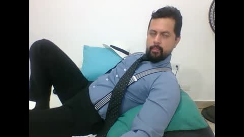 Snapshot of harry_goldenmillerx10fun chatting on 12.04.24 Harry online show from 12.04.24