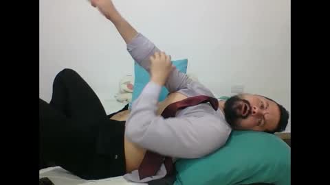 Snapshot of harry_goldenmillerx10fun chatting on 01.16.25 Harry online show from 01.16.25