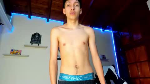 Snapshot of harry_jonshon69 chatting on 12.19.25 harry online show from 12.19.25