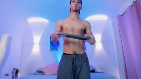 Snapshot of harryfosster chatting on 12.20.25 Harry online show from 12.20.25