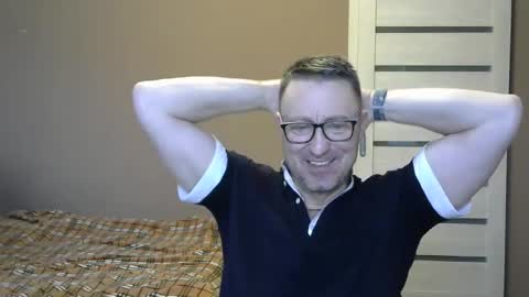 Snapshot of harrysnake chatting on 12.31.24 HarrySnake online show from 12.31.24