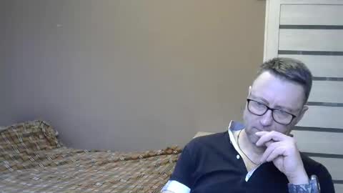 Snapshot of harrysnake chatting on 01.01.25 HarrySnake online show from 01.01.25