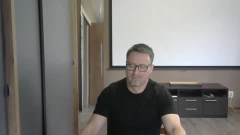 Snapshot of harrysnake chatting on 11.09.25 HarrySnake online show from 11.09.25