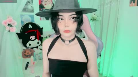 Snapshot of haru_lee chatting on 10.07.25 Haru online show from 10.07.25