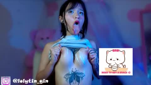 Im Emily and I could be the love of your life    online show from 03.04.26