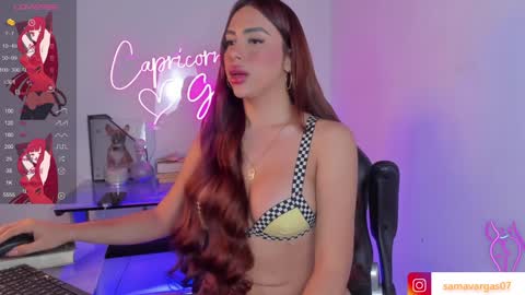 Snapshot of hasbella_saenz1 chatting on 01.15.25 s online show from 01.15.25