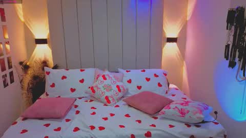 Snapshot of hathor_nore chatting on 09.17.25 Alicia online show from 09.17.25