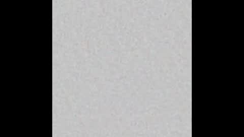 Snapshot of hatsumotokyoto chatting on 02.05.25 More content   2   online show from 02.05.25