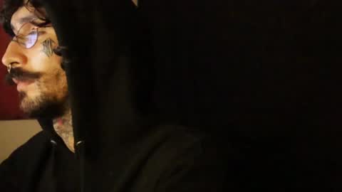 Snapshot of hatsumotokyoto chatting on 02.07.25 More content   2   online show from 02.07.25