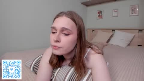 Snapshot of havagooday chatting on 04.18.26 Mia online show from 04.18.26