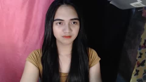 Snapshot of hawadiha chatting on 04.18.26 LIX online show from 04.18.26