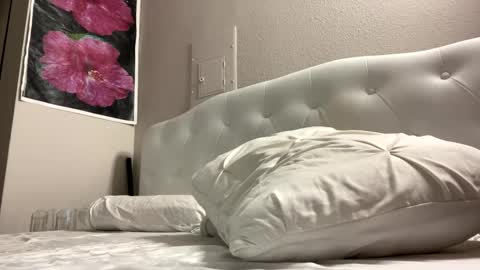 Snapshot of hawaiigirl_ chatting on 09.14.25 hawaiigirl_ online show from 09.14.25