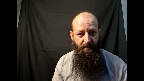 Snapshot of hawktalon007 chatting on 03.01.26 Robert online show from 03.01.26