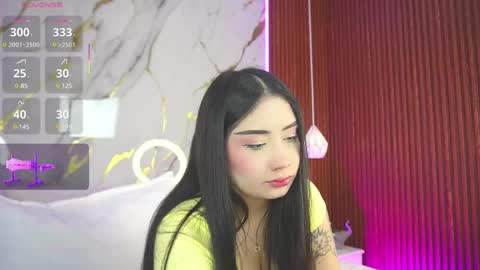 haylie  See you tonight at 8pm Colombia time online show from 02.24.25