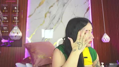 haylie  See you tonight at 8pm Colombia time online show from 03.08.25