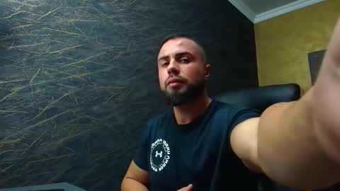 HayesWood online show from 11.04.25