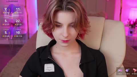 Snapshot of haylaamber chatting on 12.08.24 haylaamber online show from 12.08.24