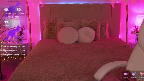 Snapshot of haylaamber chatting on 12.14.24 haylaamber online show from 12.14.24