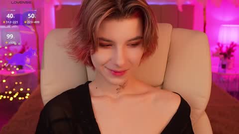 Snapshot of haylaamber chatting on 12.16.24 haylaamber online show from 12.16.24