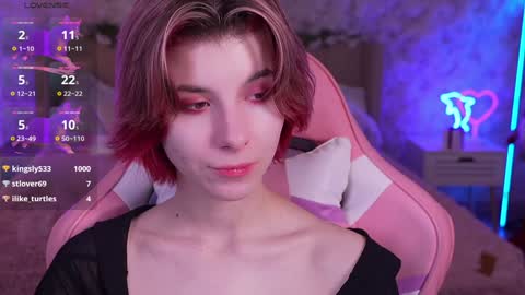 Snapshot of haylaamber chatting on 12.22.24 haylaamber online show from 12.22.24