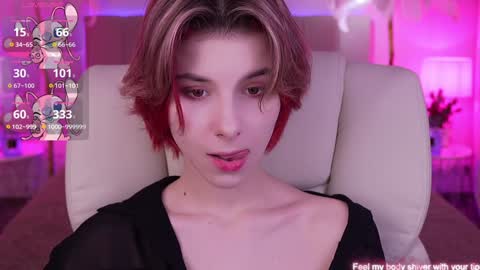 Snapshot of haylaamber chatting on 12.25.24 haylaamber online show from 12.25.24