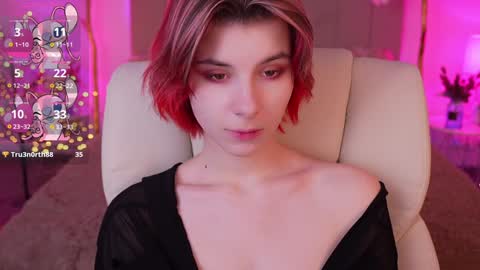 Snapshot of haylaamber chatting on 01.09.25 haylaamber online show from 01.09.25