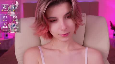 Snapshot of haylaamber chatting on 01.18.25 haylaamber online show from 01.18.25