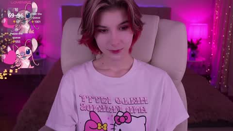 Snapshot of haylaamber chatting on 02.07.25 haylaamber online show from 02.07.25