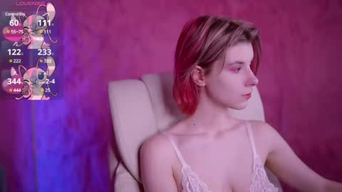 Snapshot of haylaamber chatting on 02.08.25 haylaamber online show from 02.08.25