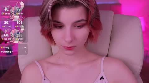 Snapshot of haylaamber chatting on 02.17.25 haylaamber online show from 02.17.25