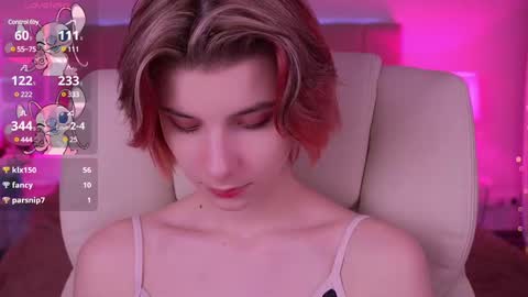 Snapshot of haylaamber chatting on 02.17.25 haylaamber online show from 02.17.25