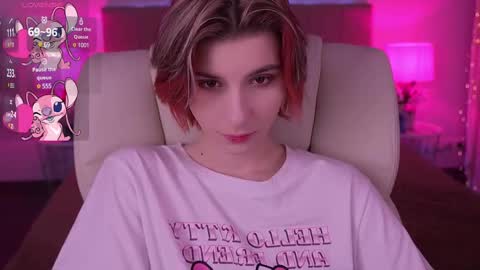 Snapshot of haylaamber chatting on 02.18.25 haylaamber online show from 02.18.25