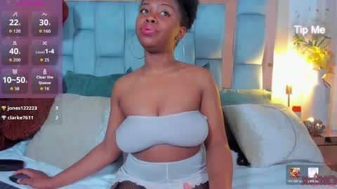 Snapshot of hazel_lanee chatting on 05.15.26 hazel_lanee online show from 05.15.26
