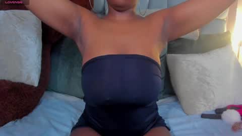 Snapshot of hazel_lanee chatting on 06.04.26 hazel_lanee online show from 06.04.26