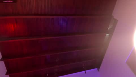 Im Hazel online show from 02.26.25