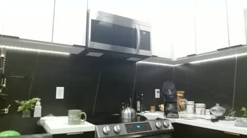 Hazel online show from 04.07.26