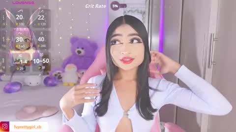 Snapshot of hazelbabee_ chatting on 10.01.25 Lynn online show from 10.01.25